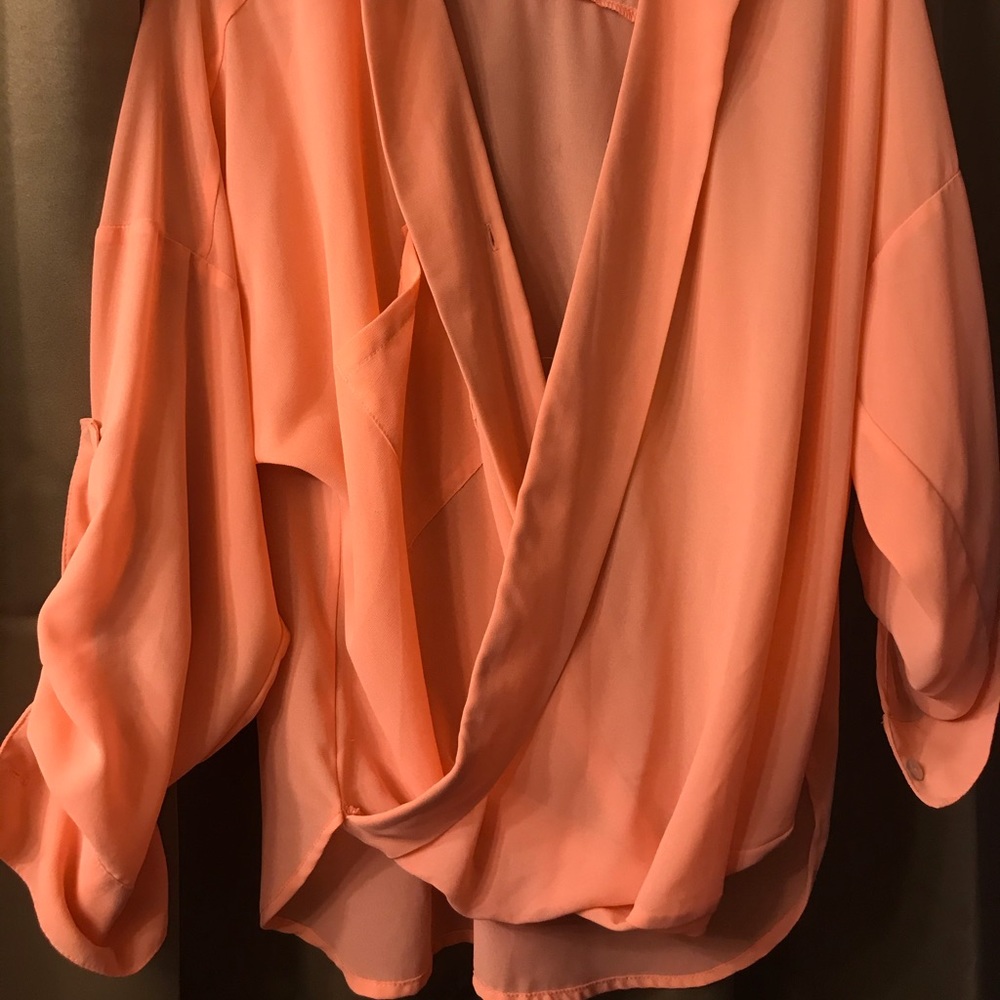 MUST GO-MAKE OFFER-Women’s Long sleeve shirt, peach blouse with open V to waist